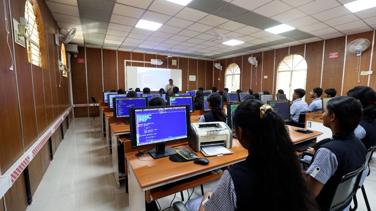 MES Kishora Kendra PU College